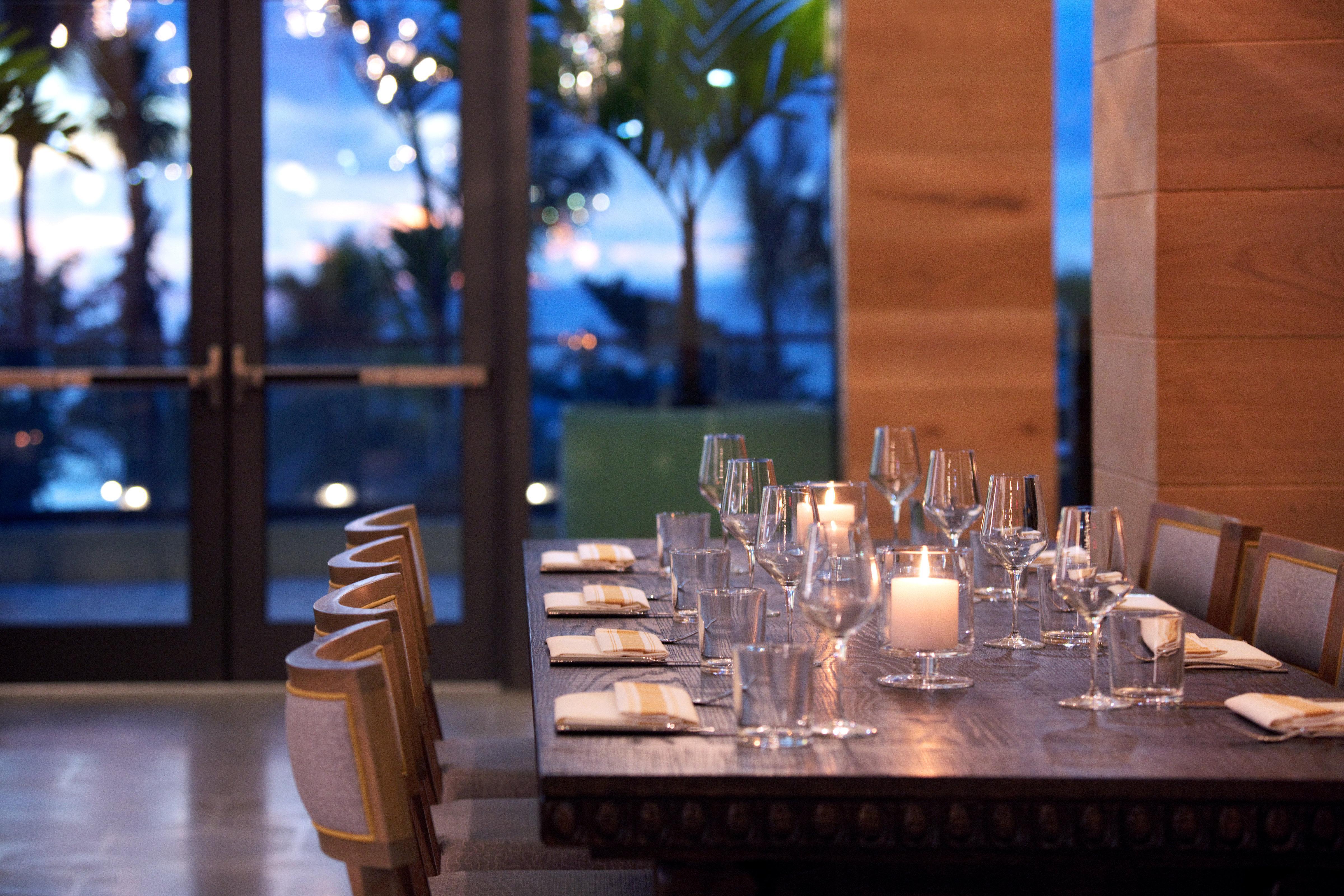 Kimpton Seafire Resort + Spa By Ihg West Bay Buitenkant foto