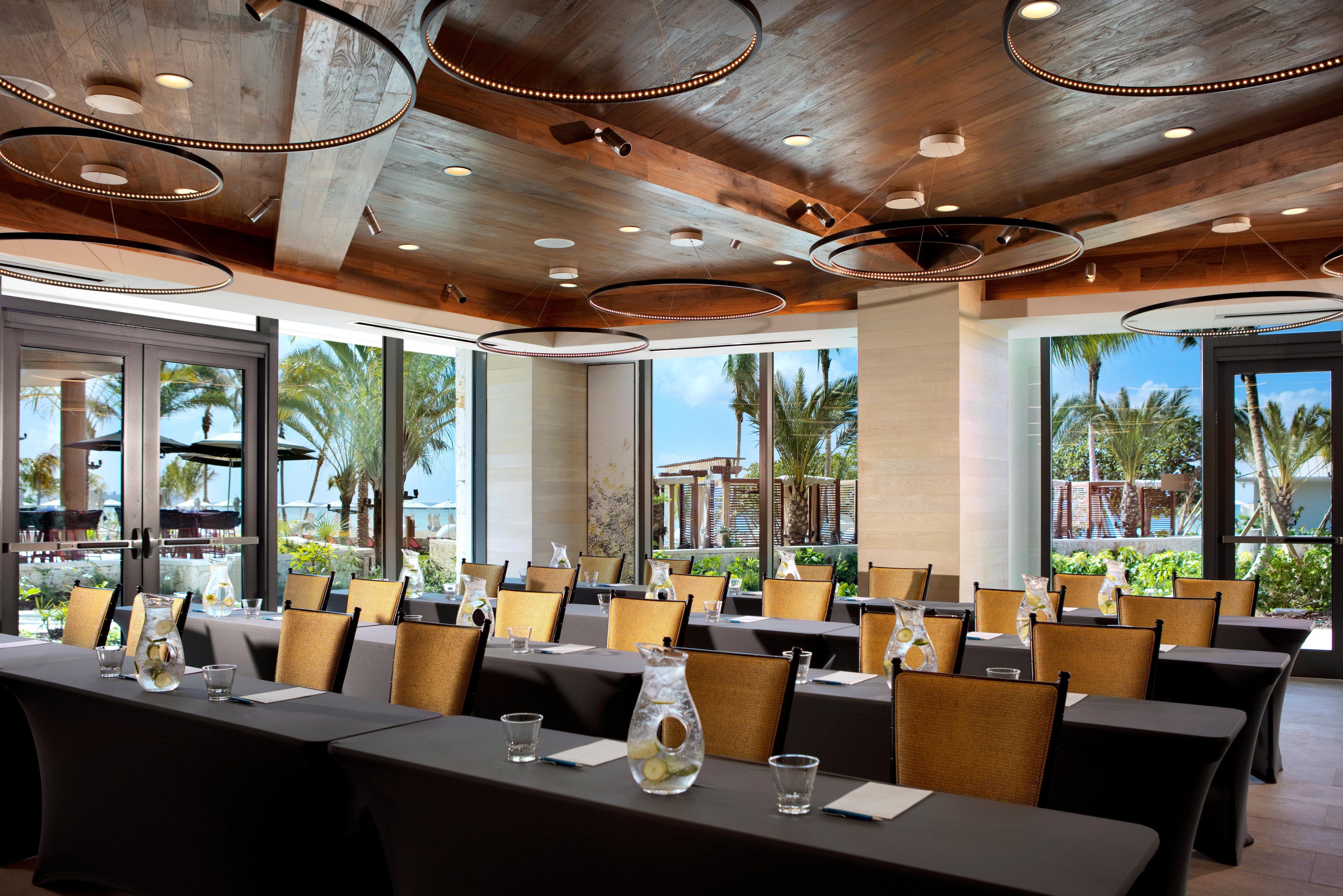 Kimpton Seafire Resort + Spa By Ihg West Bay Buitenkant foto