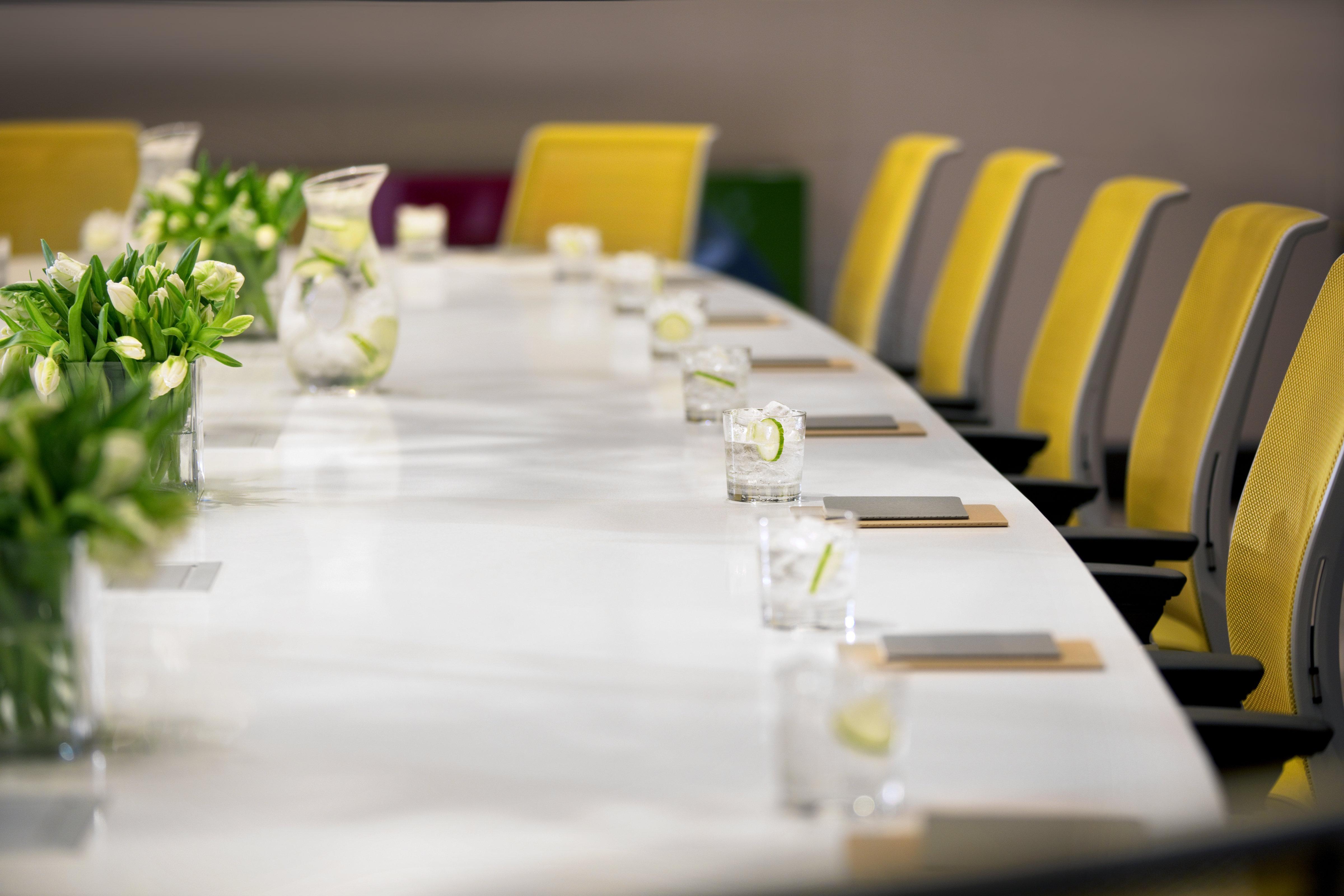 Kimpton Seafire Resort + Spa By Ihg West Bay Buitenkant foto