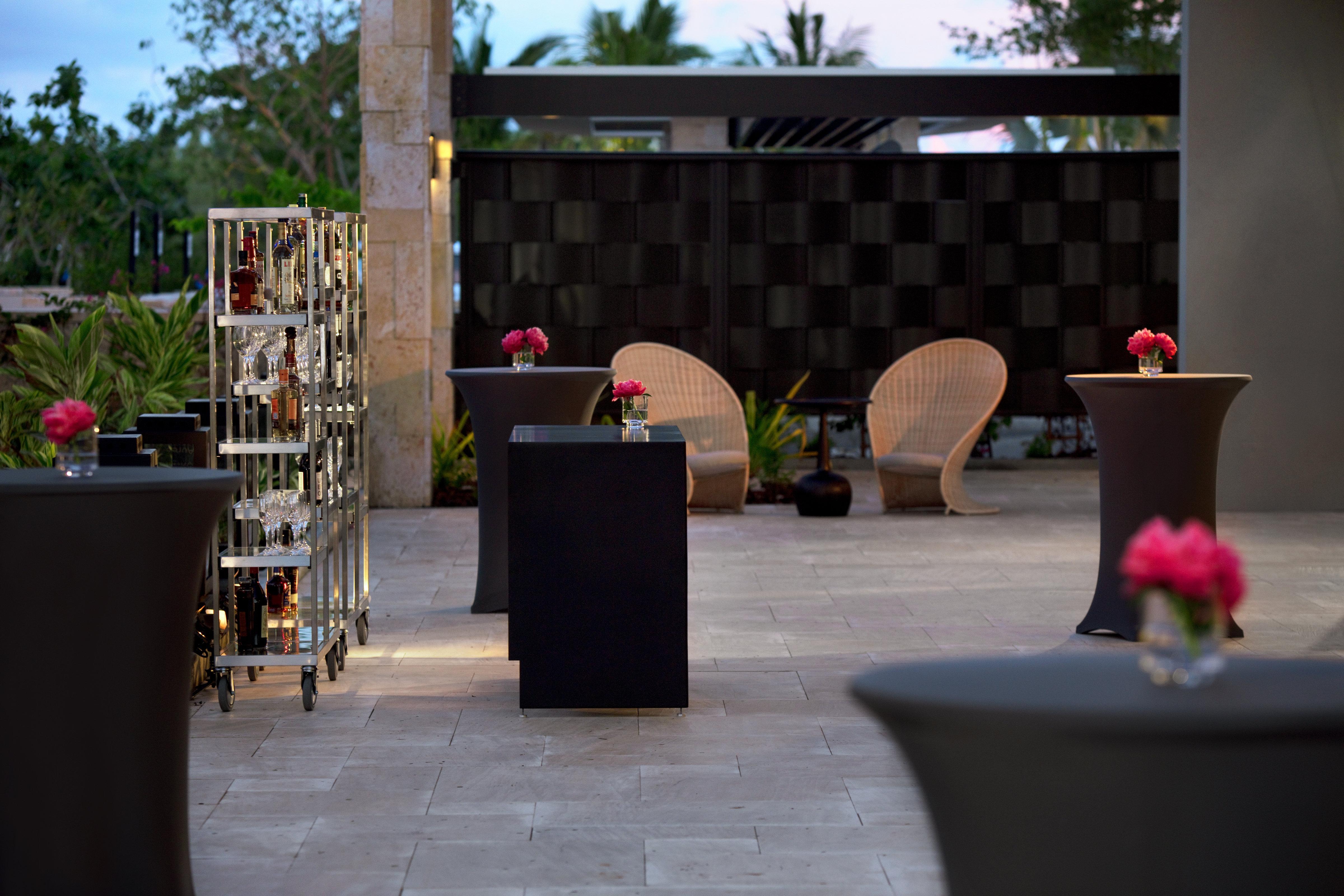 Kimpton Seafire Resort + Spa By Ihg West Bay Buitenkant foto