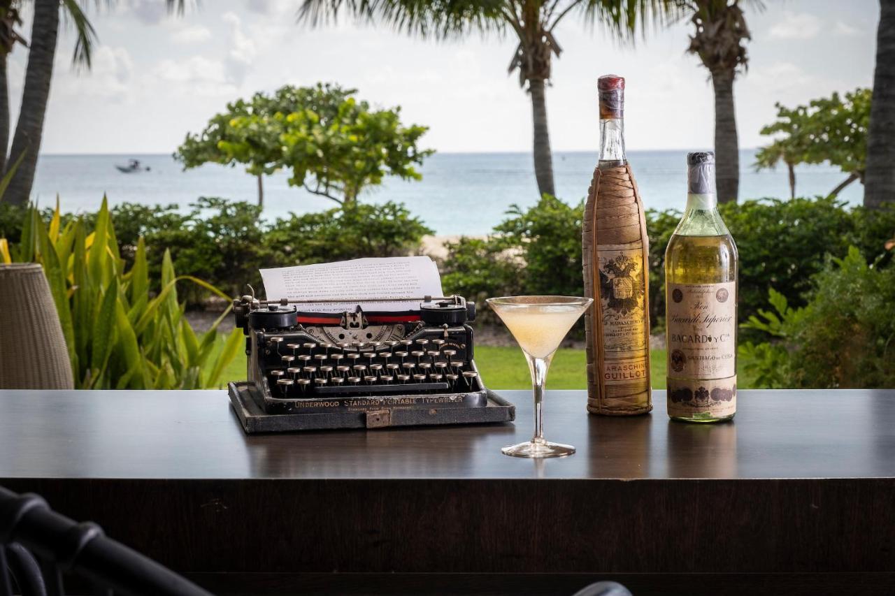 Kimpton Seafire Resort + Spa By Ihg West Bay Buitenkant foto